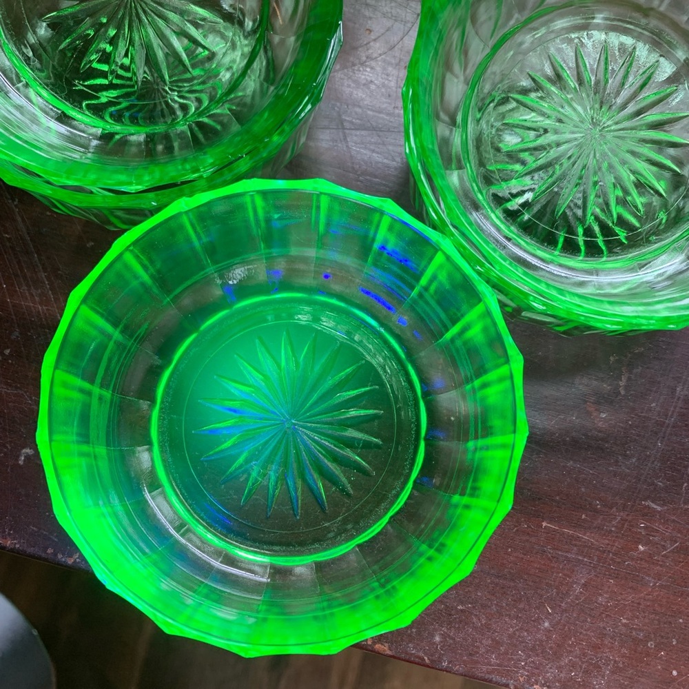 Uranium glass